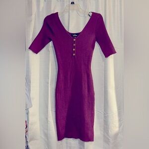 Lulus size small Maroon ribbed Bodycon Dress. V-Neck. Short Sleeves. Brand new.